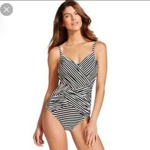 Merona slimming striped one piece swimsuit Medium, forever 21 dress cover up S